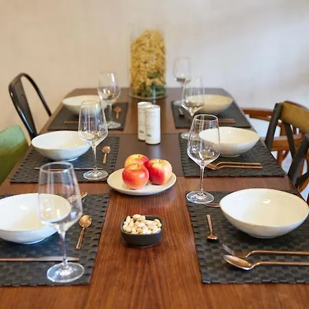 Ampia Casa Indipendente Con Giardino Privato *