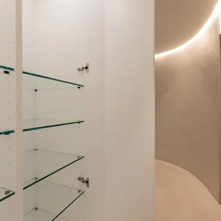 Ampio Bilocale Repubblica - Mirable Pm * Milan