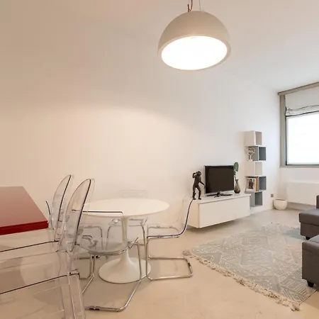 Ampio Bilocale Repubblica - Mirable Pm Apartment *