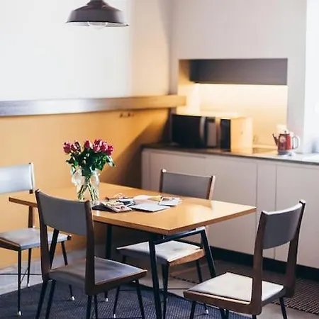 Yellow House By Costanza Apartment