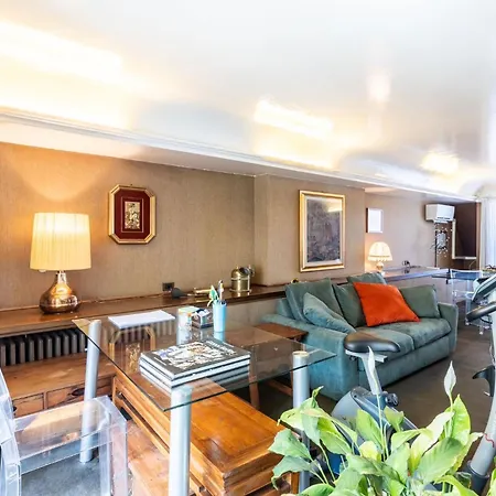 Penthouse 10 Minutes From The Duomo * Milán