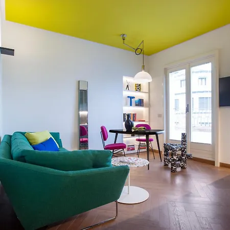 Domya - Manzoni 25 Milaan