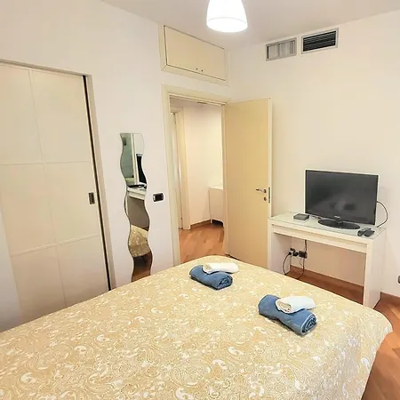 Lux Retreat 3room Near Fashion District Wifi&netflx דירה