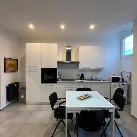 Savona Discrit Cozy Appartement *