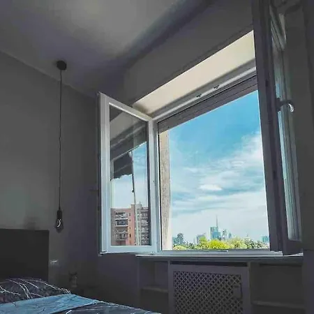 Design Recently Renovated Lejlighed *