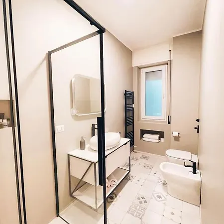 Design Recently Renovated Lejlighed Milano