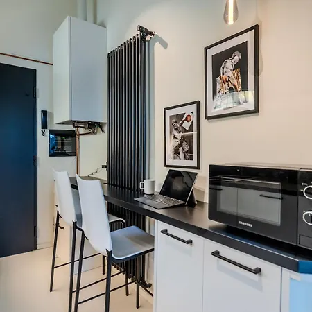 Daire Navigli - Design With Private Terrace