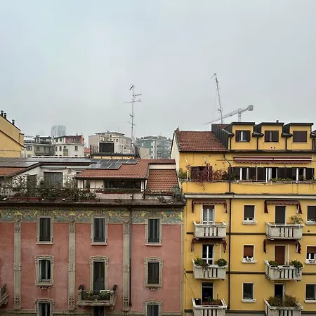 Casa Tiare, Artsy Zona Brera Moscova Apartment