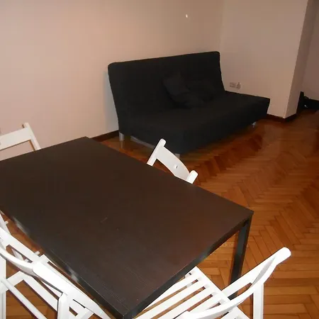 לינה וארוחת בוקר Copernican House *