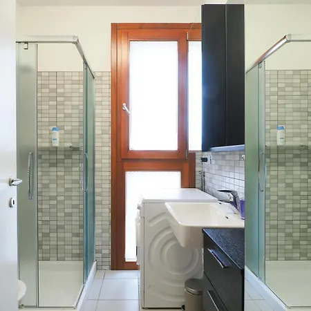 Primopiano - Monza 212 アパート ミラノ