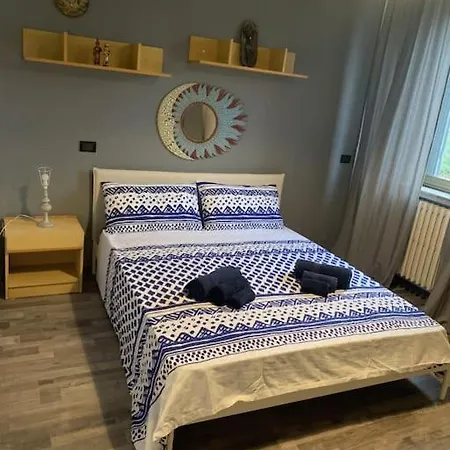 Spacious And Bright Close To Fiera And San Siro * Mediolan