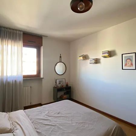 Bright Flat Prada District