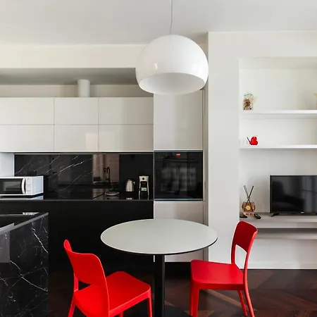 Youhosty - Medici 5 *