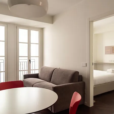 Youhosty - Medici 5 *