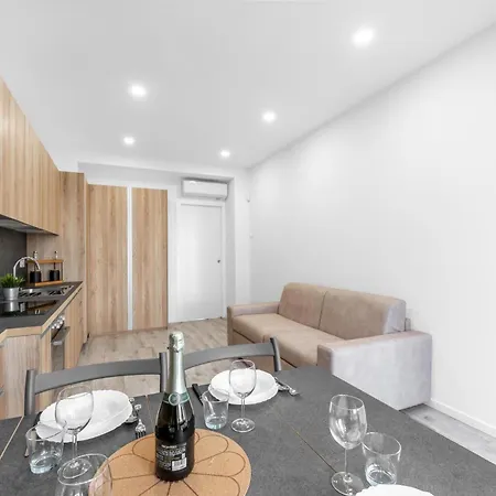 Ce155 -san Siro - New House - Milánó