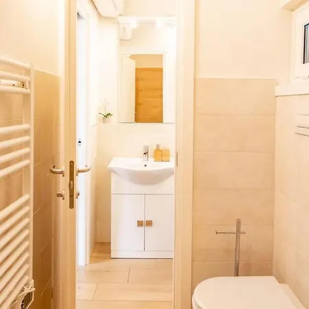 Mini-penthouse With Terrace - Design&fashion District Apartamento *