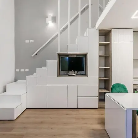 Elegante Pied-a-terre Stile & Comodita A Apartament *