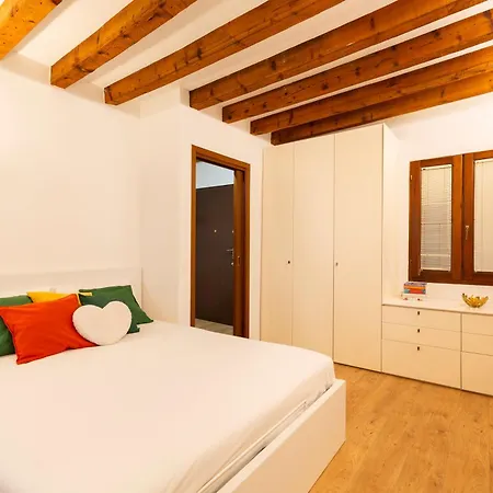 Apartment Tortona Space - Fashion District Milan