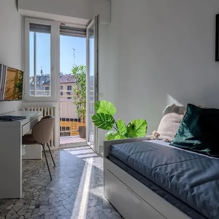 Lägenhet Station-duomo - 3 Bedrooms With Jacuzzi Milano