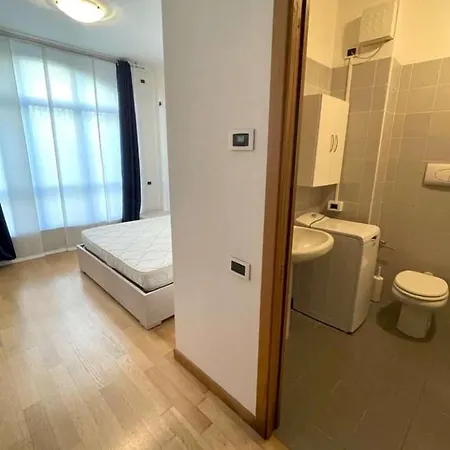 New And Elegant Apartment *