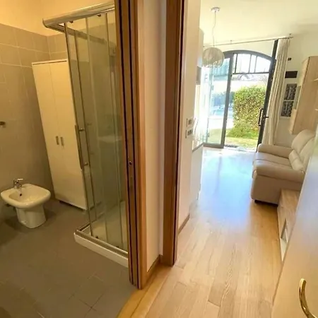 Apartment New And Elegant *