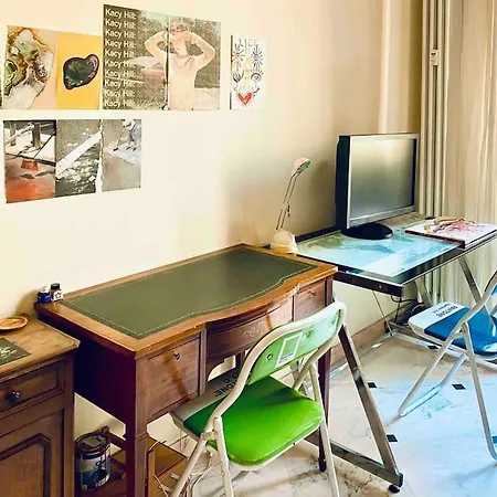 Artistic 2-bedroom