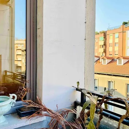 Artistic 2-bedroom