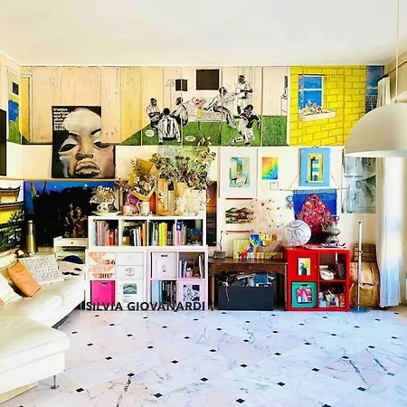 Apartment Artistic 2-bedroom