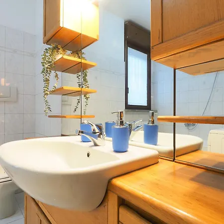 Primopiano - Comasina Apartman