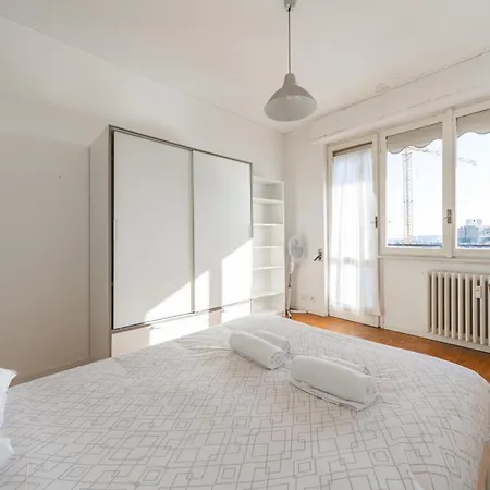 Attico 8vo Piano - Citta Studi - 8 Posti Letto * Milan