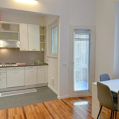 Meravigli Double - 5 Minuti Dal Duomo * Milánó