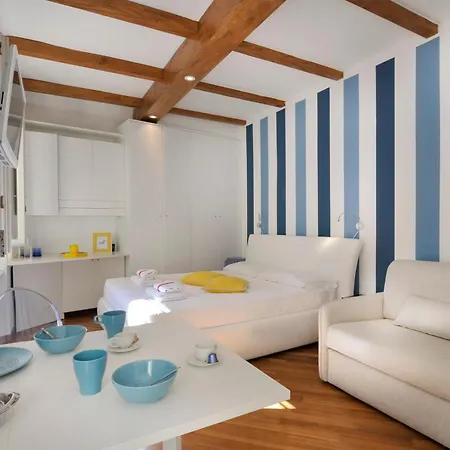 Montenapoleone In The Heart Of - Location Possible *