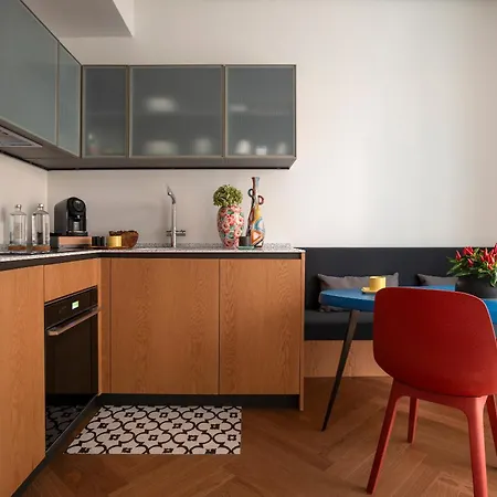 Domya - Manzoni 25 Aparthotel