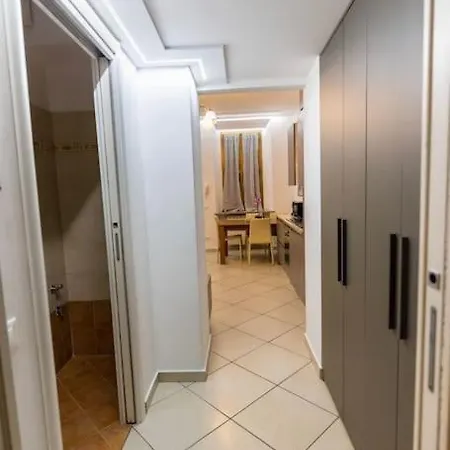 Apartamento Atene Bilocale In Affitto Breve Milán