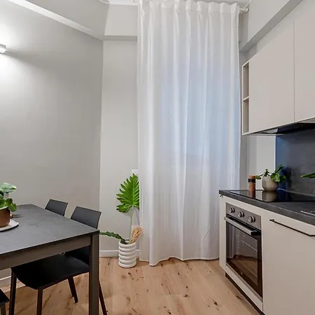 New! Duomo-san Siro - Super Cute Modern Apt, 15mins To Duomo! Apartman