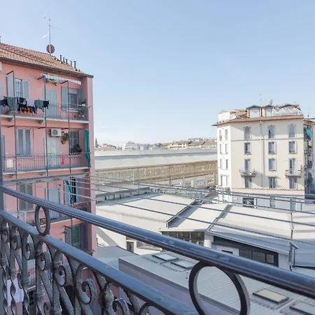 Raffinato E Stylish Monolocale Milanese Apartamento Milán