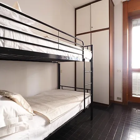 Apartment San Babila Centre Milan