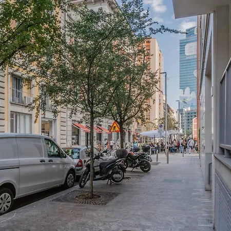 Isola Essence 200m Dal Bosco Verticale, Gae Aulenti, Garibaldi Apartman Milánó