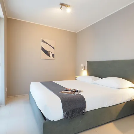 아파트 Elegante, Spazioso E Silenzioso Nel Cuore Di *