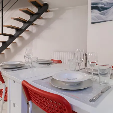 Italianway - Isonzo 24 * Milan