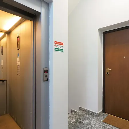 Contempora - Silent & Charming In Lovely Conca Del Naviglio *