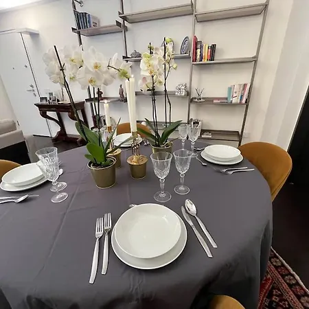 Luxury Close To Citylife, Metro & Dining