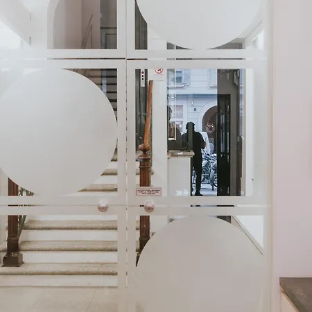 Prestige Boutique Homes - San Babila Διαμέρισμα *