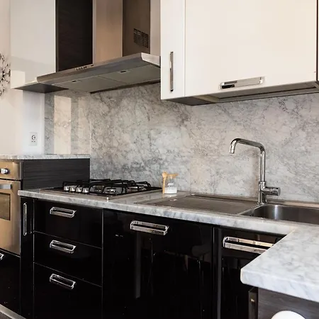 Appartement Youhosty - Populonia 10 *