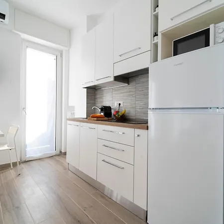 Apartament Modern Flat 10 Minutes Duomo