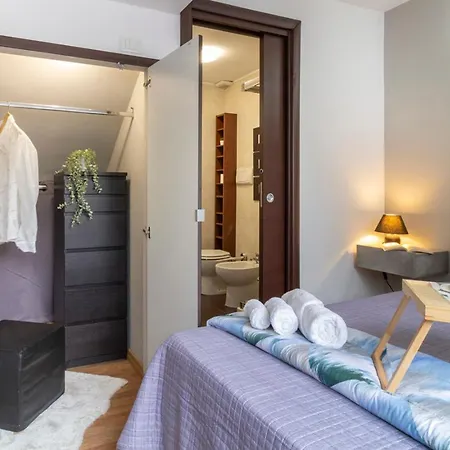 アパート Luxloft Bocconi - 2 Bathrooms - Free Parking ミラノ