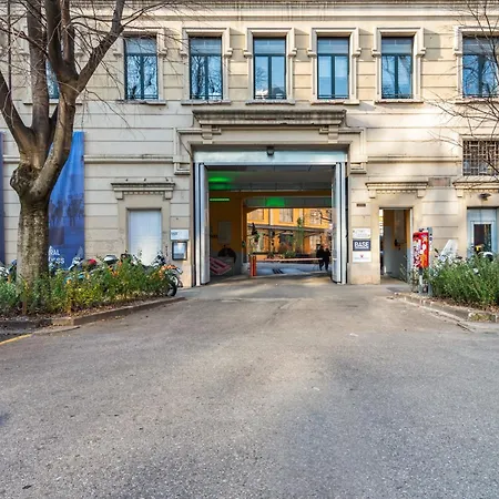 Blu Di Novi - Design District Via Tortona - Milan-cortina 26 Olympics - Design Week 26 *