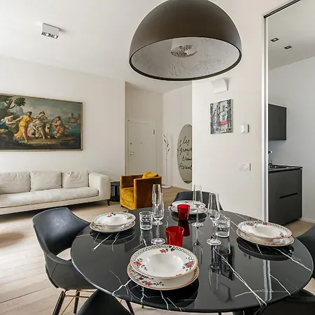 Palazzo Visconti Di Modrone, Two Beautiful By Halldis Milan