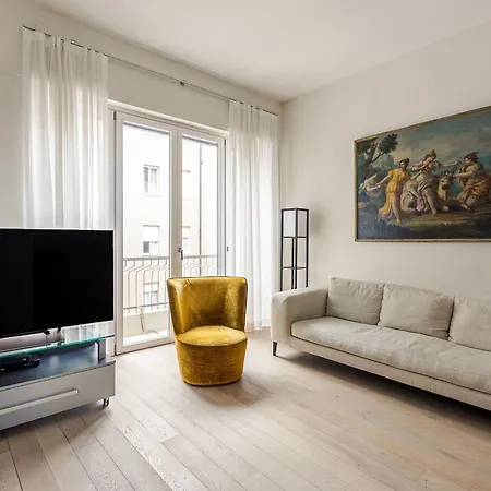 Palazzo Visconti Di Modrone, Two Beautiful By Halldis Apartment *