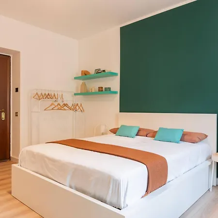 Enzo Flexyrent Apartamento Milão